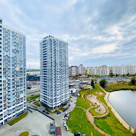 Myfreedom Апартаменти Метро Харківська Kiev Exteriör bild